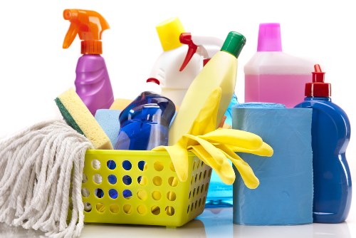 Customer complaint being acknowledged during carpet cleaning service review
