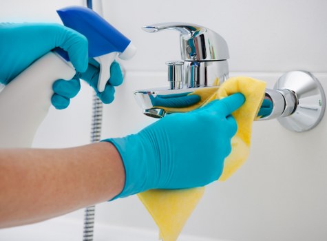 Kitchen and bathroom cleaning in a Sutton property